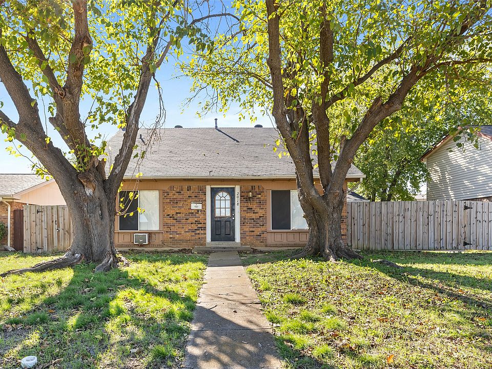 1st image of 2018 Vail Dr