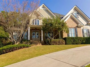 359 Oak Forest Dr, Dawsonville, GA