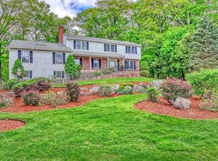 27 Crestwood Rd, North Reading, MA 01864