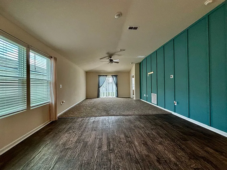 2427 Falling Star Ln — Photo 9