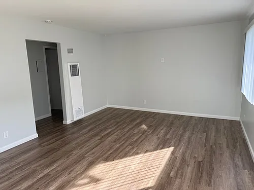 155 Monroe St #3 Photo 1
