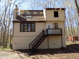 315 Hyland Dr, East Stroudsburg, PA