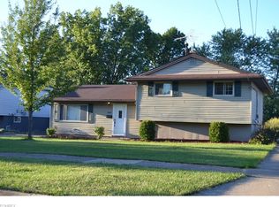 13966 Havendale Dr, Brookpark, OH