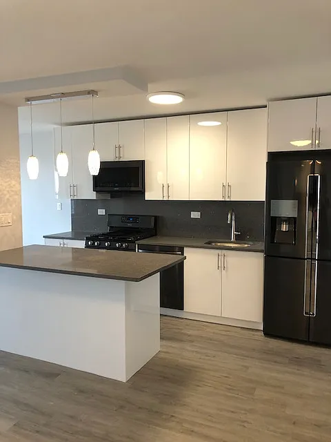 601 Surf Ave #23