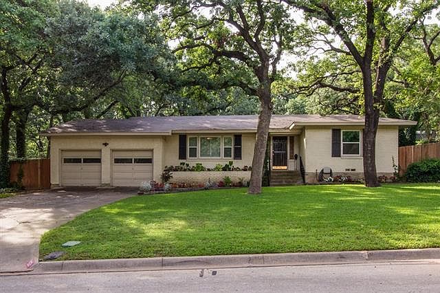 1st image of 1009 Briarwood Blvd