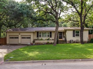 1009 Briarwood Blvd, Arlington, TX 76013