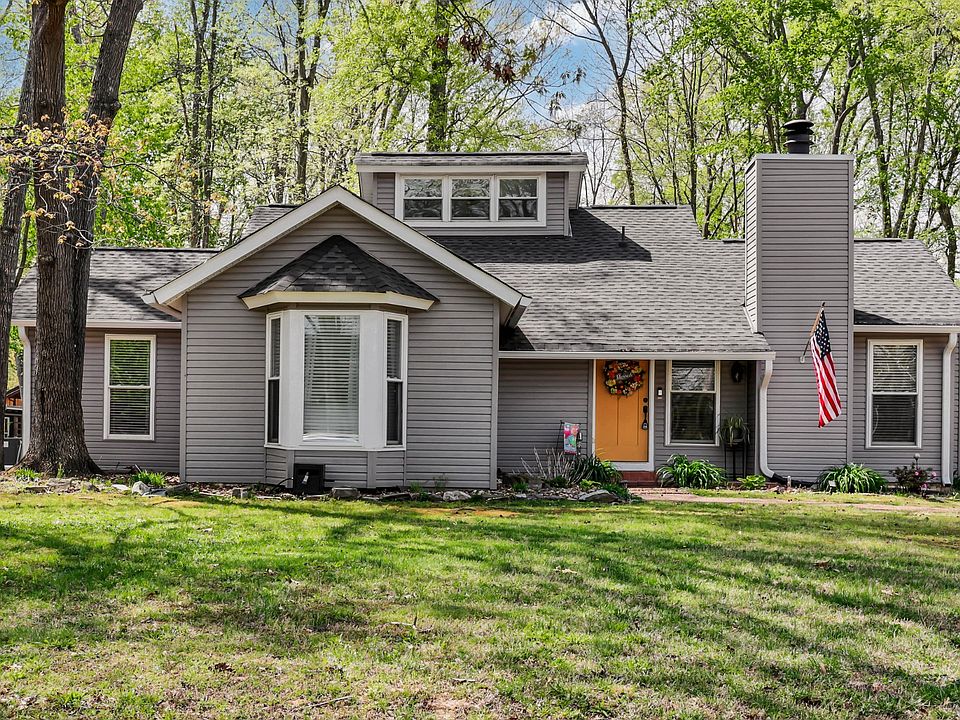1st image of 550 Buckeye Ln