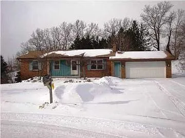 2691 Westlake Ct NE photo 1