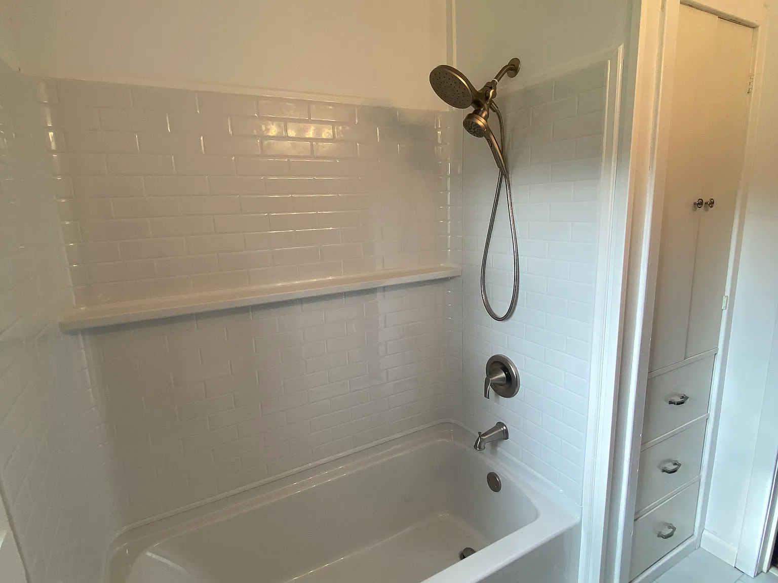 3 bed, 1124 sqft, $1,800 — Photo 3