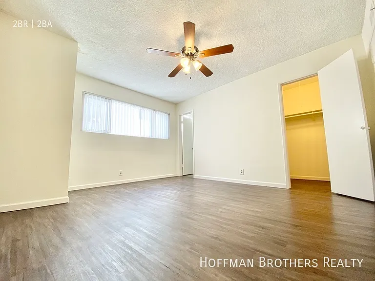 1808 N Harvard Blvd #10 — Photo 6