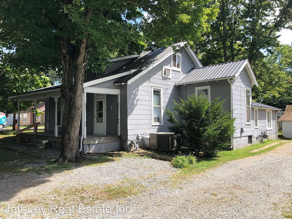 1st image of 712 E Vine St #A