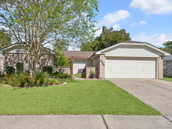 2514 Ewell Dr, League City, TX 77573