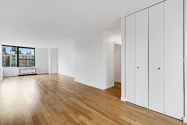 1st image of 247 W 87th St #14D