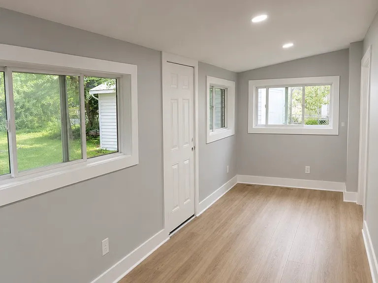 422 Fairground Hts — Photo 9