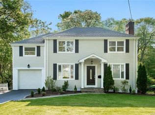 3 Forbes Blvd, Eastchester, NY 10709