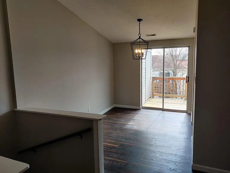 9106 Eager Rd — Photo 1