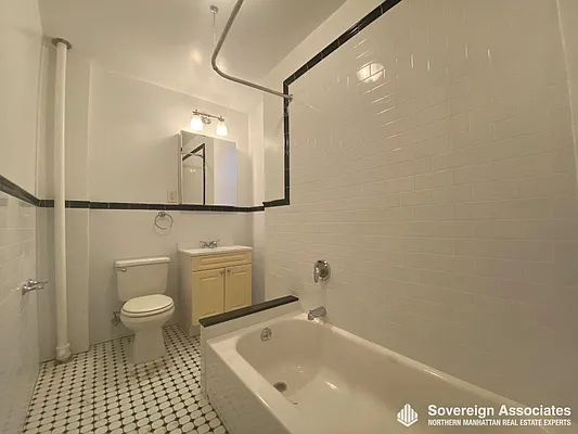 Rented by Sovereign Associates | media 2