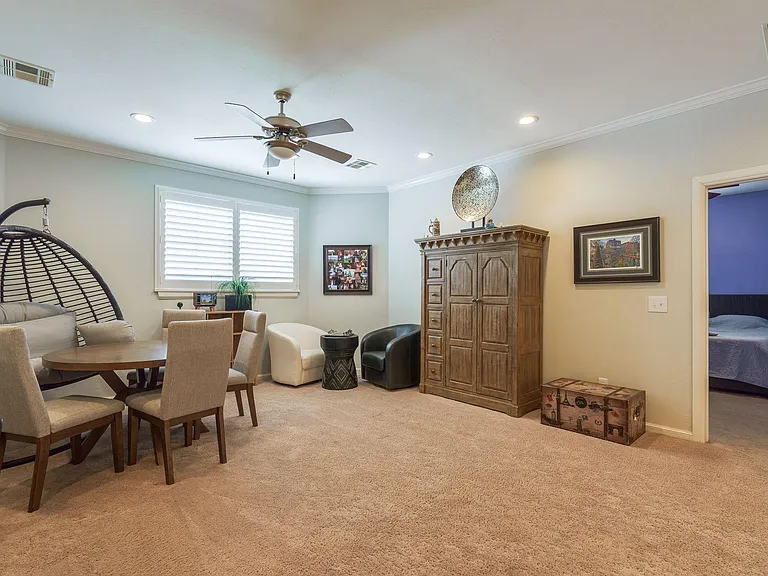 18012 Providence Ave — Photo 19
