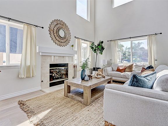 3rd image of 2313 Nelson Ave #A