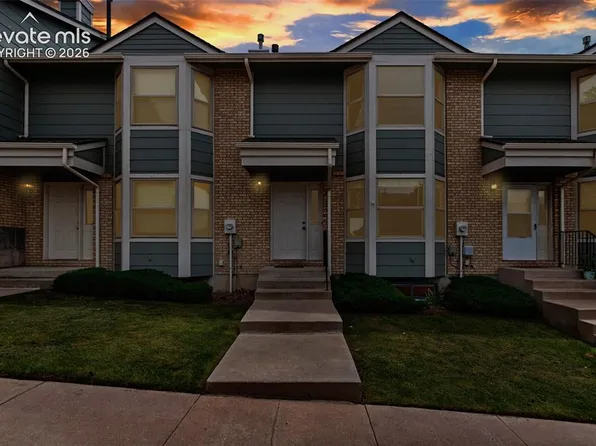 3938 Smoke Tree Dr, Colorado Springs, CO 80920