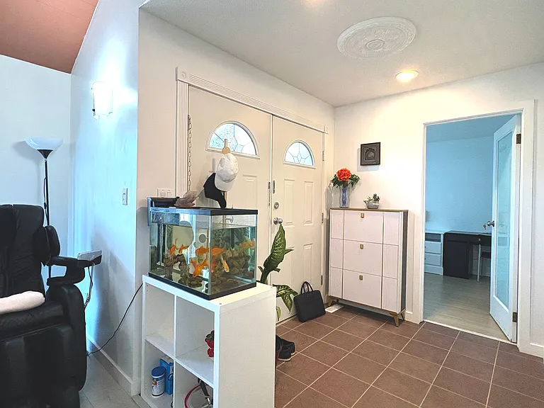 9557 Francis Rd #203 — Photo 7