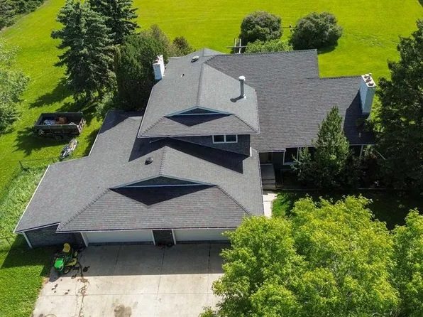 37563 W Range Road 272, Red Deer County, AB T4E 1M5