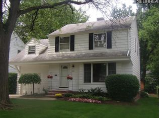 1300 Brainard Rd, Lyndhurst, OH 44124