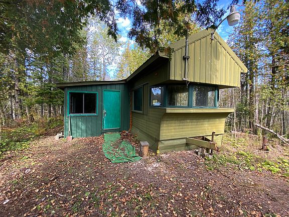 5th image of 6228 N Mackinac Trl