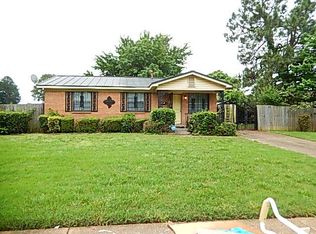 3461 Arnold Rd, Memphis, TN 38118