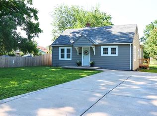 1034 E Lexington Ave, Independence, MO 64050