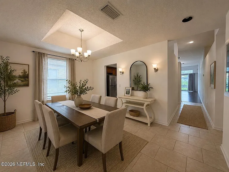 2719 Lantana Lakes Dr W — Photo 3