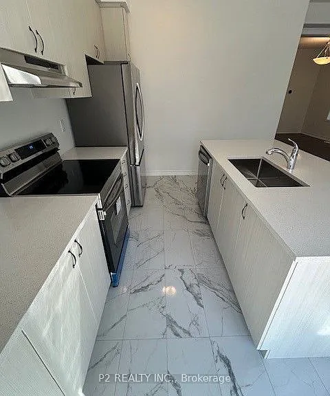 384 Madelaine Dr — Photo 3