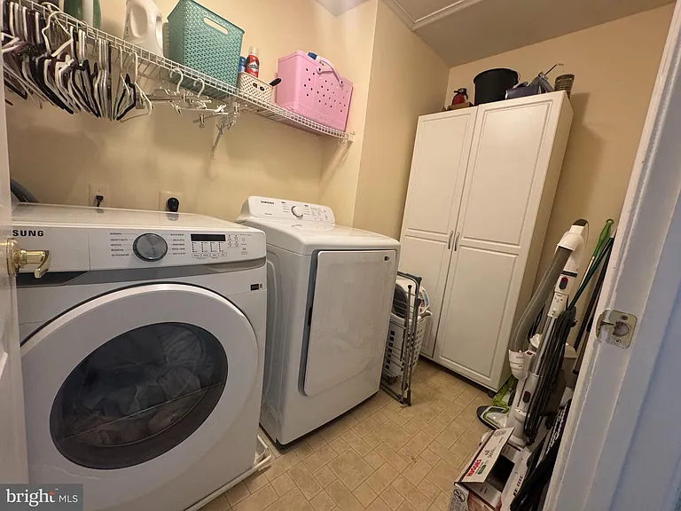 37 Weaver Dr — Photo 11
