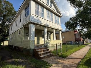 1220 E Henry St, Linden, NJ 07036