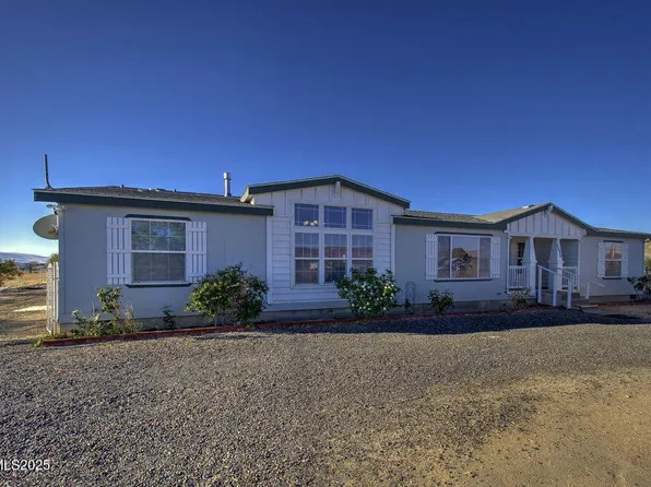 1535 Lincoln Cir, Silver Springs, NV 89429