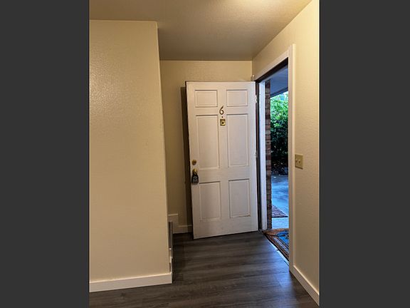 3rd image of 2312 N 134th St APT 6