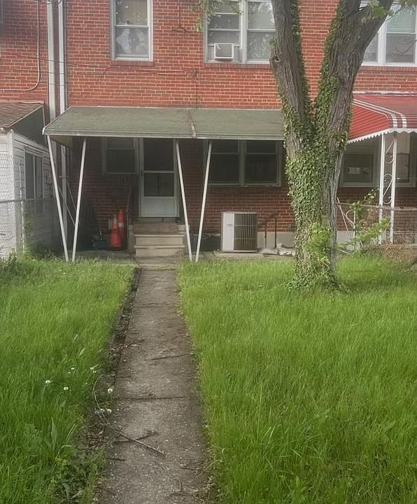 2nd image of 5456 Whitwood Rd