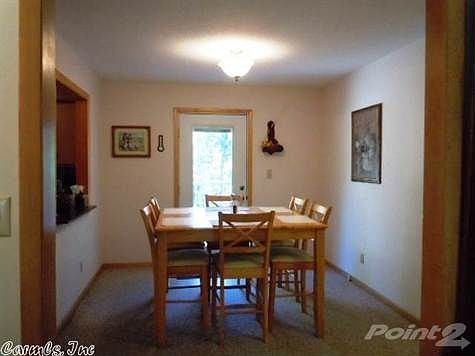 4th image of 806 Lookout Dr