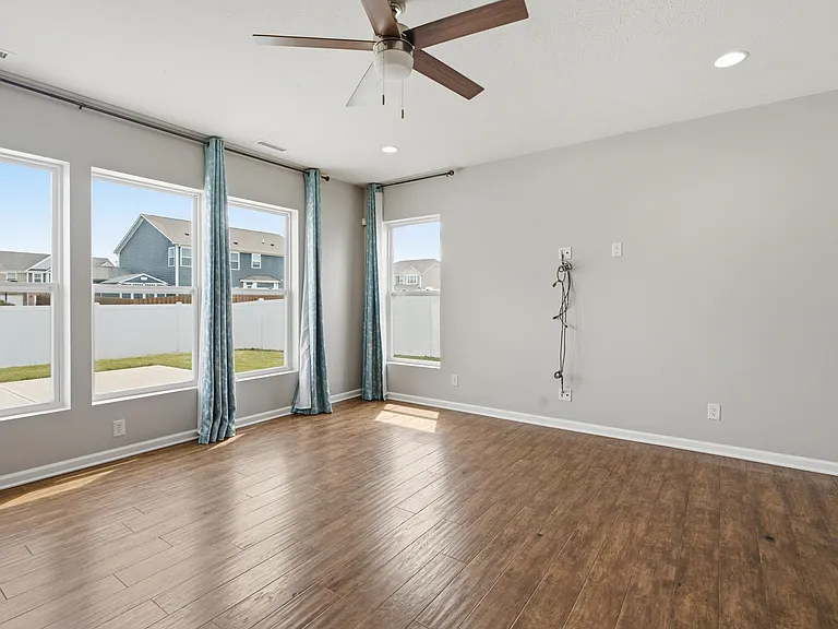 1319 Garden Terrace Ave — Photo 8