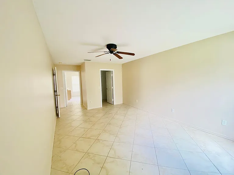 5952 NW Baynard Dr — Photo 18
