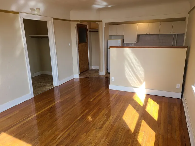 Full Galley kitchen with storage!