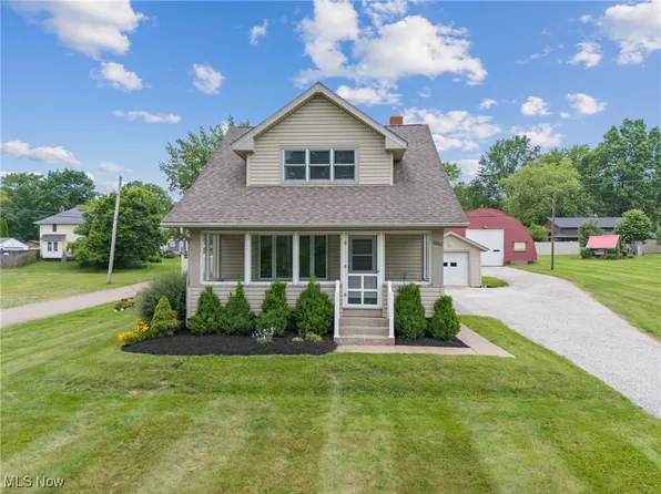 11861 Moffitt St SW, Massillon, OH 44647