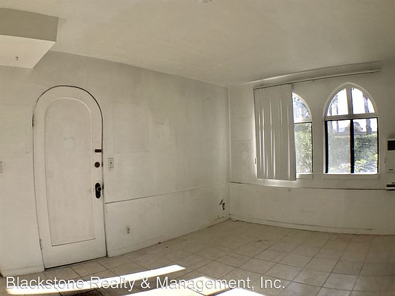 5th image of 6205 Temple Hill Dr APT E0