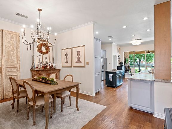 4th image of 6506 Colonial Dr