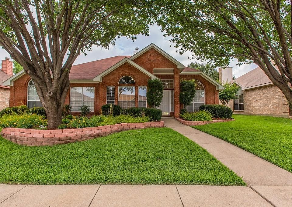 1st image of 2524 Hyacinth Dr