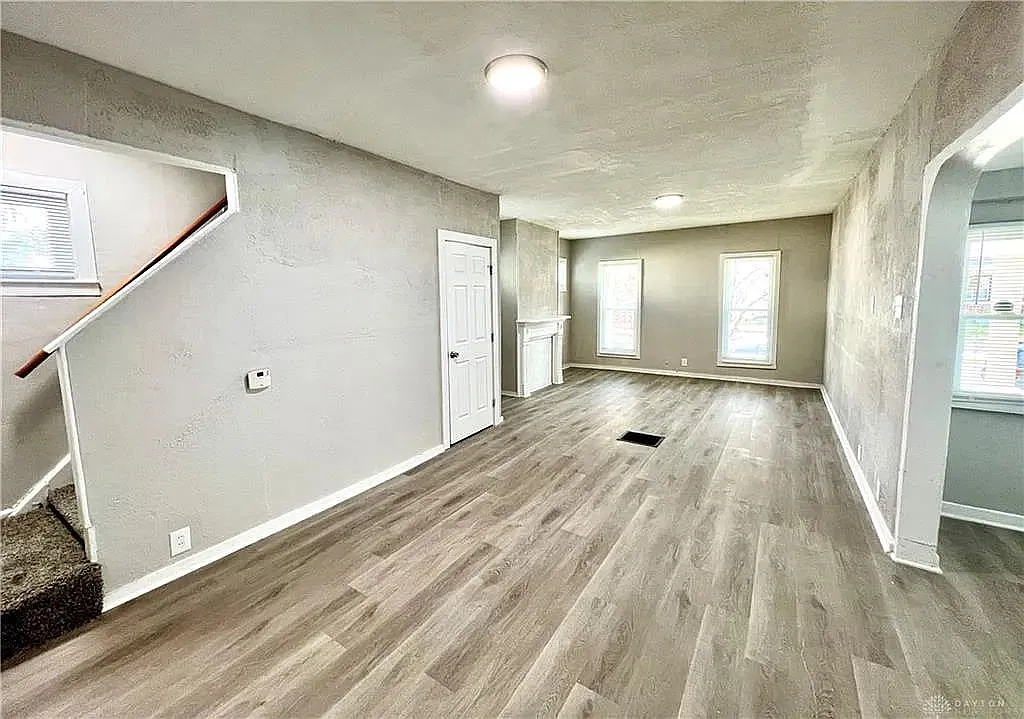 3 bed, 2.0 bath, 1660 sqft, $1,497 — Photo 4