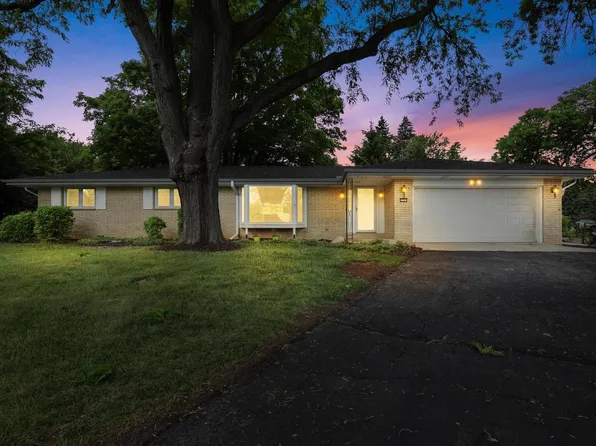 3285 Wetzel LANE, Brookfield, WI 53005