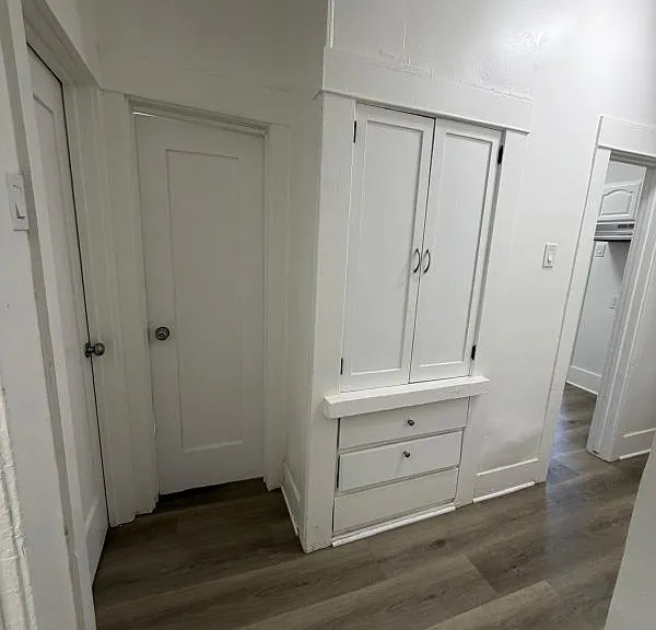 433 W 4th St #433 — Photo 23