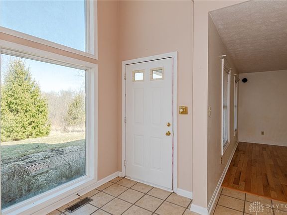 4th image of 1783 Ireland Rd