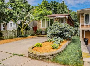 164 E 23rd St, Hamilton, ON L8V 2X1
